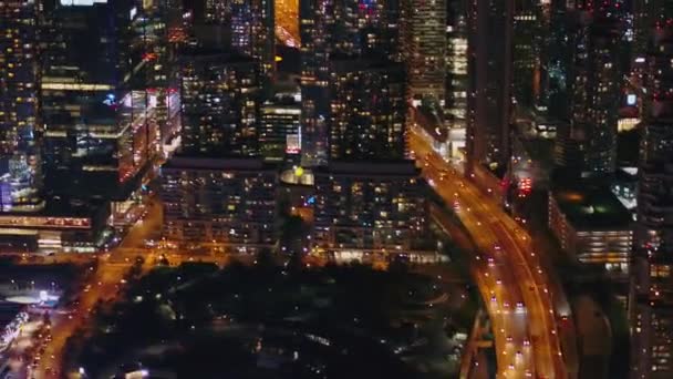 Toronto Ontario Aerial V69 Short Ascending Night Birdseye Cityscape Expressway — Stock video