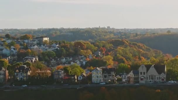 Pittsburgh Pensylwania Aerial V21 Panning Washington Residential City Scape Październik — Wideo stockowe