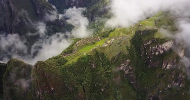 Machu Picchu Peru Luchtfoto Birdseye Uitzicht Vliegen Oude Ruïnes Panning — Stockvideo