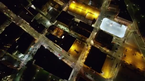 Providence Rhode Island Aerial Fast Nighttime Panning Vertical Flying Backwards — Vídeo de Stock