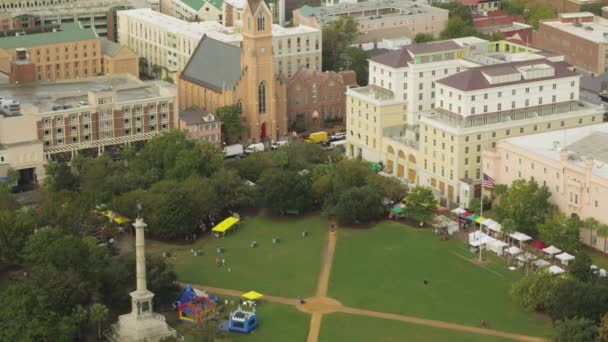 Charleston South Carolina Aerial V17 Vogelauge Detailansicht Von Marion Square — Stockvideo