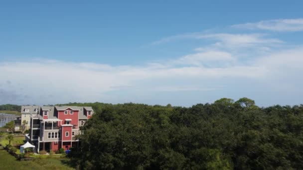 Charleston South Carolina Folly Beach Aerial V61 Lecący Nisko Nad — Wideo stockowe