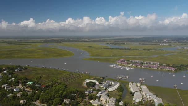 Чарлстон Южная Каролина Folly Beach Aerial V56 Power Вокруг Жилого — стоковое видео