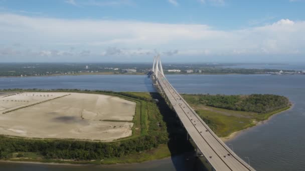 Charleston South Carolina Aerial V68 Panning Arthur Ravenel Bridge October — Stock Video