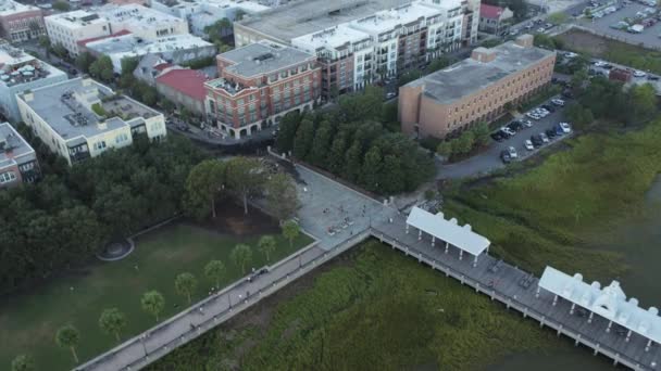 Charleston South Carolina Aerial V136 Birdseye Van Franse Wijk Pier — Stockvideo