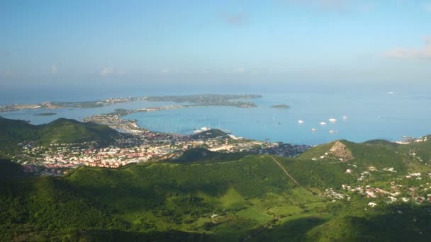 Maartin Aerial V20 Flying Peak Area Panning Panoramic Island Views — Stock Video