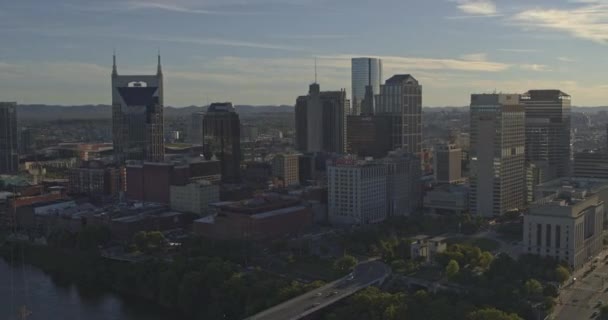 Nashville Tennessee Aerial V13 Panoramic View Downtown Cityscape East Side — Stock Video