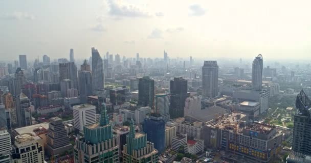 Bangkok Thajsko Aerial V160 Panning Birdseye Cityscape Pohybující Pozpátku Březen — Stock video