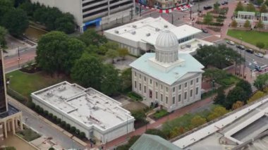 Norfolk Virginia Havayolları v6 MacArthur Meydanı 'nın Yavaş çekim kuşbakışı - Ekim 2017