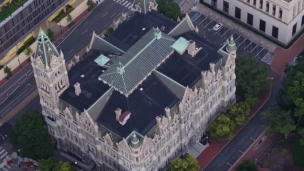 Richmond Virginia Aerial V21 Detalhe Birdseye Prefeitura Panning Out Cityscape — Vídeo de Stock