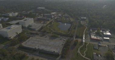 Tallahassee Florida Havacılık V26 Cascades Park, amfi tiyatro ve alçak bloklar - DJI Inspire 2, X7, 6k - Mart 2020