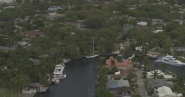 Fort Lauderdale Florida Havayolları V23 lüks banliyölerde ve çevrede yaşıyor - DJI Inspire 2, X7, 6k - Mart 2020
