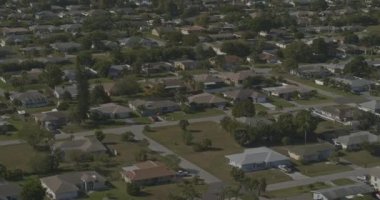 Cape Coral Florida Havalimanı v3 caloosahatchee konutları ve nehir, DJI Inspire 2, X7, 6k - Mart 2020