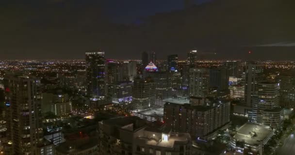 Fort Lauderdale Florida Aerial Skymning Över Centrum Som Stadens Ljus — Stockvideo