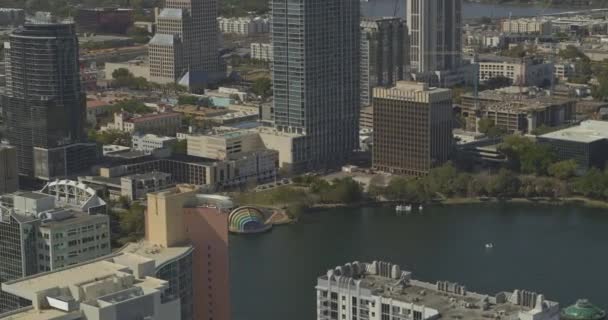 Orlando Florida Aerial V12 Справа Налево Центра Города Inspire Март — стоковое видео