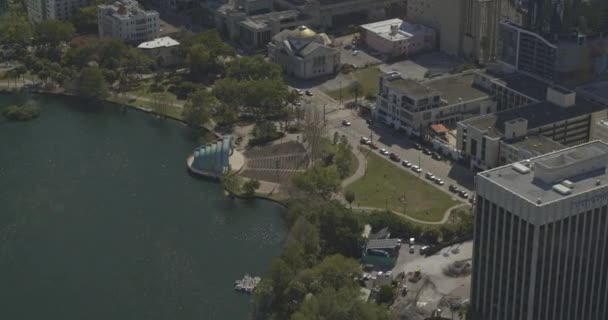 Orlando Florida Aerial V14 Birdseye Shot Amphitheater Located Nearby Lake — 图库视频影像