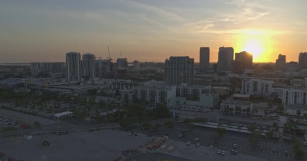 Tampa Florida Aerial V42 Birdseye Shot Skyline Bright Sunset Dji — Video