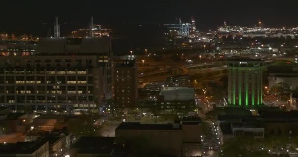 亚拉巴马州移动航空V29紧闭的夜间城市灯罩在市中心 Dji Inspire 2020年3月 — 图库视频影像