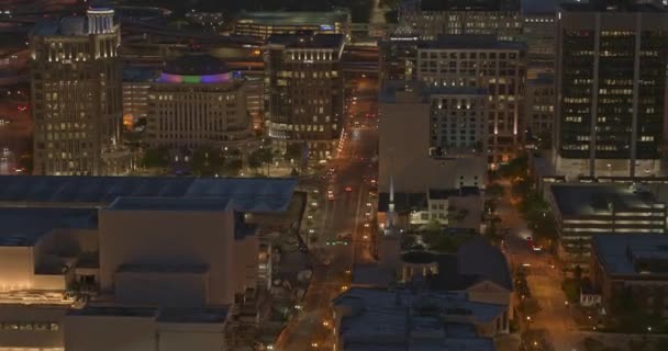 Orlando Florida Aerial V35 Tilt Shot Downtown Cityscape Freeway Night — Wideo stockowe