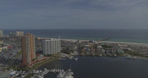 Pensacola Beach Florida Aerial Panning View Luxury High Rise Condos — 图库视频影像