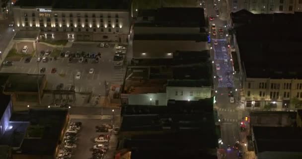 Mobil Alabama Havacılık V30 Şehir Sokaklarından Şehir Merkezine Gece Ufuk — Stok video