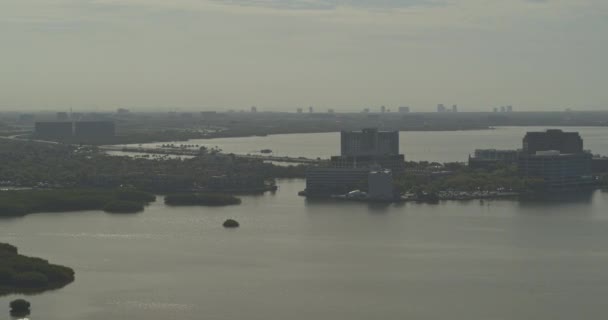 Tampa Florida Aerial V66 Pan Left Shot Old Tampa Bay — Stock Video