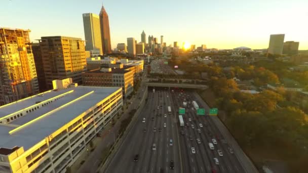 Atlanta paisaje urbano vuelo aéreo — Vídeos de Stock