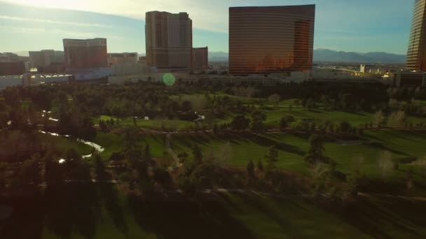 Survoler le terrain de golf 