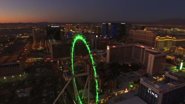 Las Vegas stadsbilden på natten — Stockvideo