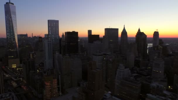 Manhattan Financial District stadsgezicht bij dageraad. — Stockvideo