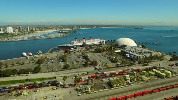 Chantier naval aérien — Video