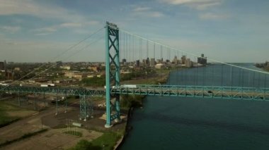 Detroit anteni
