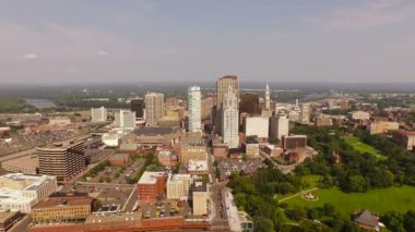 Hartford üzerinde havadan görünümü