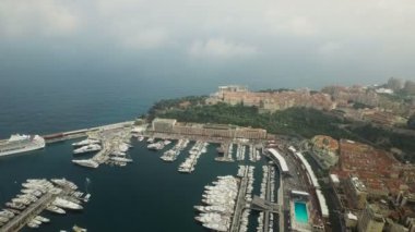 Monaco üzerinde havadan görünümü