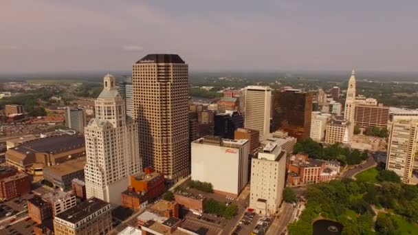 Luchtfoto op Hartford — Stockvideo