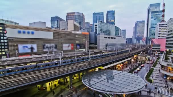 Treinstation van de stad verkeer time-lapse van Ginza. — Stockvideo