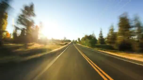 Tempo de condução lapso através da área de Oregon Cascades . — Vídeo de Stock