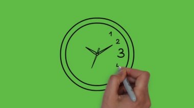 Soyut yeşil ekran arkaplan üzerinde siyah ve mavi renkli duvar saati çizimi