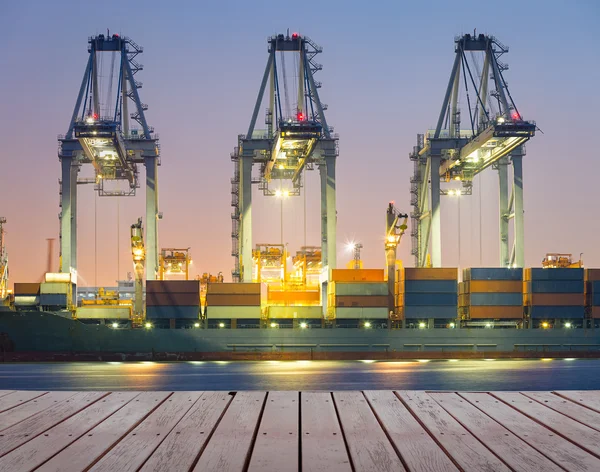 Cargo ship twilight — Stock Photo, Image