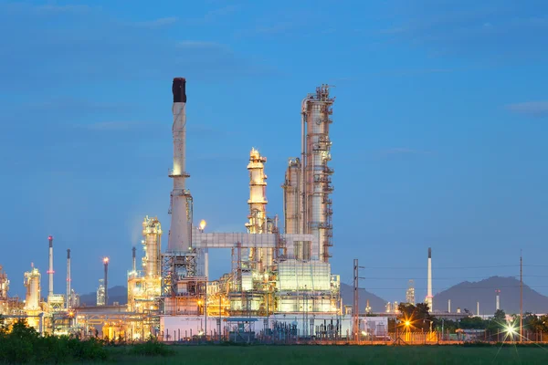 Fabbrica raffineria di petrolio — Foto Stock