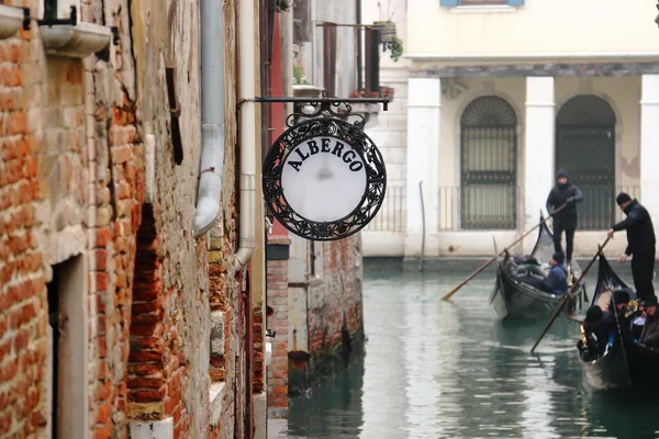 Venetian canal with gondola — Stock Photo, Image