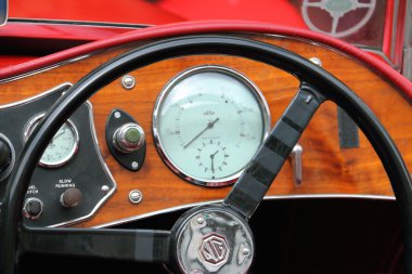 Rekabet Retro otomobil