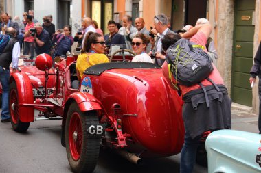 Rekabet Retro otomobil