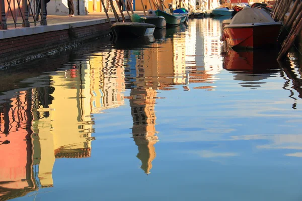 Reflectie kanaal Venetië — Stockfoto