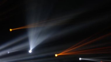 Işık ekipmanları, aydınlatma efektleri. Dinamik flaş ışığı 