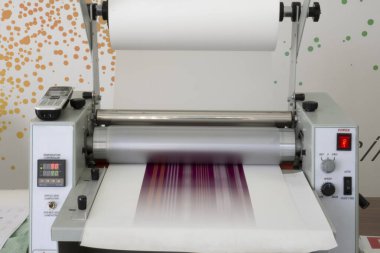 Çin yapımı termal selofan makinesi ve detaylar. 33 cm genişliğinde