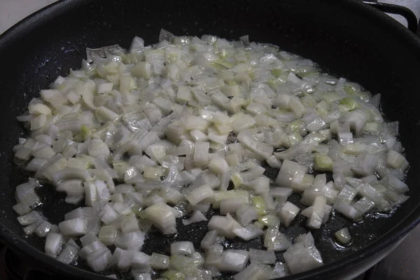 Cipolle Tritate Sono Fritte Una Pentola Primo Passo Cucinare Gli — Foto Stock