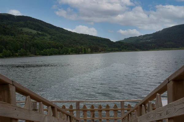 Bolu Maravillosa Vista Lago Desde Plataforma Observación Madera Junto Lago — Foto de Stock