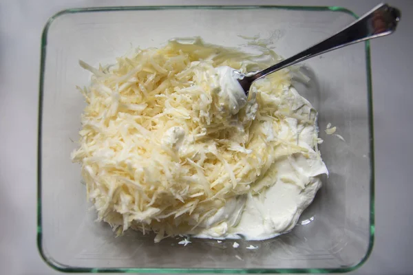 Celery Grating Celery Salad Yogurt Garnished Parsley Capia Pepper Lemon — Foto de Stock