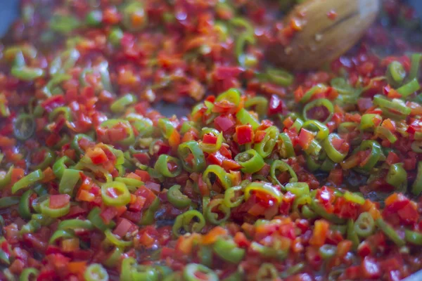 Drobno Posiekane Pomidory Papryka Sautated Patelni — Zdjęcie stockowe